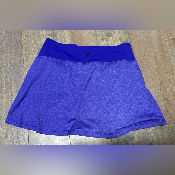 Lululemon Hot’N Sweaty Skirt- Size 6 - Picture 5 of 13
